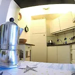 Lägenhet La Bitta Sul Molo